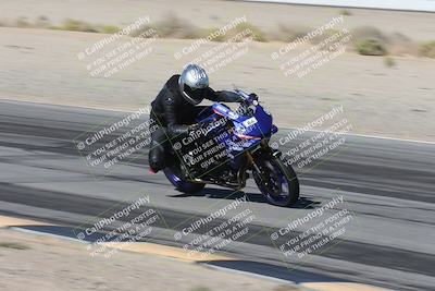 media/Oct-30-2025-Racers Edge (Thu) [[dabbdaf680]]/3-B Group/Session 3 (Turn 15 Inside)/